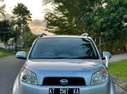 Daihatsu Terios TX ADVENTURE 2009 milik pribadi