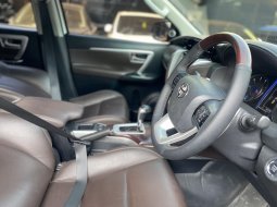 Toyota Fortuner 2.4 VRZ AT 2017 7