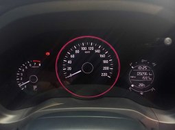 Honda HR-V E 2018 SUV 6