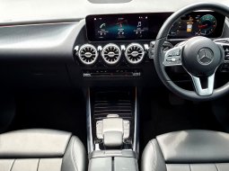 Mercedes-Benz GLA 200 2020 progressive line 13ribuan mls cash kredit proses bisa dibantu 8