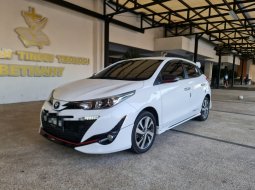 Toyota Yaris TRD CVT 3 AB 2019 Putih km 40 ribu 4