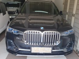BMW X7 xDrive40i Excellence 2021 Pemakaian 2022 Kondisi Mulus Terawat Istimewa Seperti Baru