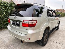 Toyota Fortuner 2.7 TRD AT 2006 4x4 matic 8