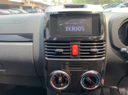 Daihatsu Terios ADVENTURE R MT Manual 2015 Putih KM Rendah Istimewa 5