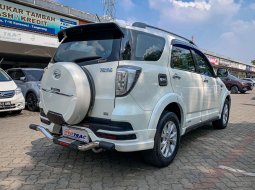 Daihatsu Terios ADVENTURE R MT Manual 2015 Putih KM Rendah Istimewa 14