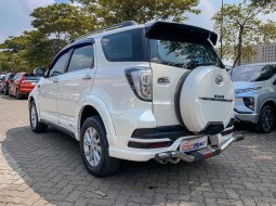Daihatsu Terios ADVENTURE R MT Manual 2015 Putih KM Rendah Istimewa 16