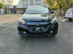 Honda HR-V E CVT 2017 Hitam 7