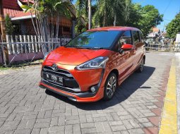 Toyota Sienta Q CVT 2016 Orange matic