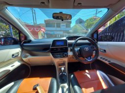 Toyota Sienta Q CVT 2016 Orange matic 2