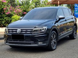 Volkswagen Tiguan TSI 1.4 Automatic 2021 hitam km 7 ribuan cash kredit proses bisa dibantu 3