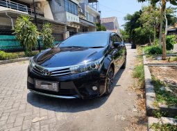 Toyota Corolla Altis 1.8 Automatic 2016 Sedan hitam
