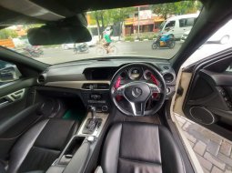 Mercedes-Benz C-Class C250 AMG 2012 Putih 5