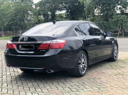 Honda Accord 2.4 VTi-L 2013 Hitam 3