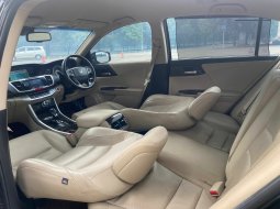 Honda Accord 2.4 VTi-L 2013 Hitam 9