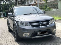 Dodge Journey SXT Platinum 2013 Abu-abu