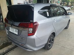 Daihatsu Sigra 1.2 R MT 2023 Silver 3