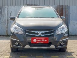 Suzuki SX4 Cross Over 2017 | TDP 5 Juta