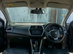 Suzuki SX4 Cross Over 2017 | TDP 5 Juta 6