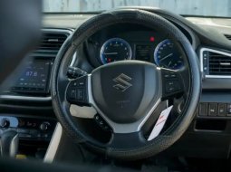 Suzuki SX4 Cross Over 2017 | TDP 5 Juta 9