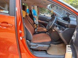  TDP (3JT) Toyota Sienta V 1.5 4X2 AT 2017 Orange  6