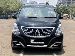 Hyundai H-1 Royale Diesel at 2018 Hitam 3
