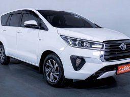 JUAL Toyota Innova 2.0 V AT 2021 Putih