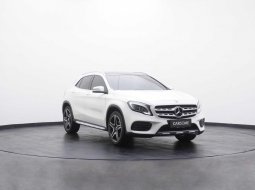 2018 Mercedes-Benz GLA 200 AMG 1.6 - BEBAS TABRAK DAN BANJIR GARANSI 1 TAHUN