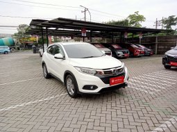 HR-V S CVT 2021 - Mobil Bekas Serasa Mobil Baru - Pajak Panjang - Kilometer Antik - BK1539ADB