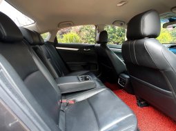 Honda Civic 1.5L Turbo 2018 es sedan km 30 rb abu cash kredit proses bisa dibantu 9