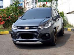 Chevrolet TRAX LTZ 2017 abu sunroof km39rban cash kredit proses bisa dibantu 2
