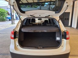 Suzuki SX4 S-Cross NewA/T 2022 Putih 8