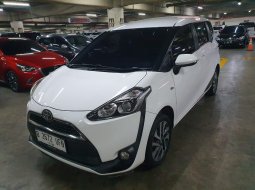 Toyota Sienta V Matic 2018