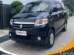 Suzuki APV GL M/T 2010