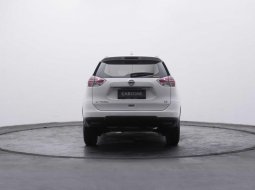 Nissan X-Trail 2.5 CVT 2015 Putih Mobil Second Bergaransi 1 Tahun Dan Unit Berkualitas 3