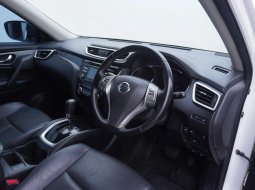 Nissan X-Trail 2.5 CVT 2015 Putih Mobil Second Bergaransi 1 Tahun Dan Unit Berkualitas 5