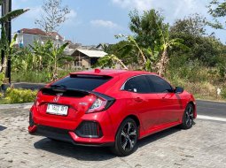 Civic Turbo Hatchback 2017 4