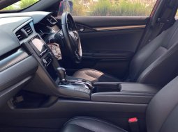 Civic Turbo Hatchback 2017 8