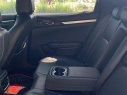 Civic Turbo Hatchback 2017 9