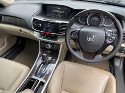Honda Accord 2.4 VTi-L 2013 7