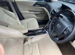Honda Accord 2.4 VTi-L 2013 8