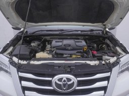Toyota Fortuner VRZ 2016 SUV 13