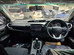Jual mobil Toyota Hilux D-Cab 2023 8