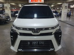 Toyota Voxy 2.0 A/T 2019 Siap Pakai 18
