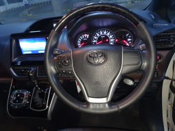 Toyota Voxy 2.0 A/T 2019 Siap Pakai 22
