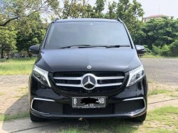 Mercedes-Benz V-Class V 260 2019 Hitam