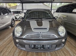 MINI 5 door Cooper 2006 Abu-abu 1