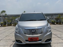 Hyundai H-1 2.5L CRDi Royale 2016 Silver 16