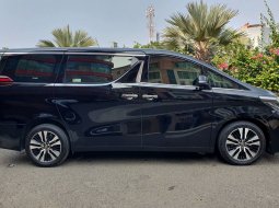 Toyota Alphard 2.5 X 2018 At Hitam 6