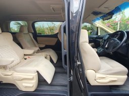Toyota Alphard 2.5 X 2018 At Hitam 16