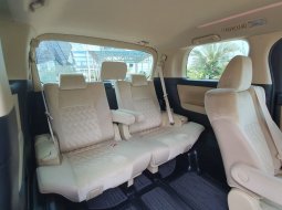 Toyota Alphard 2.5 X 2018 At Hitam 18